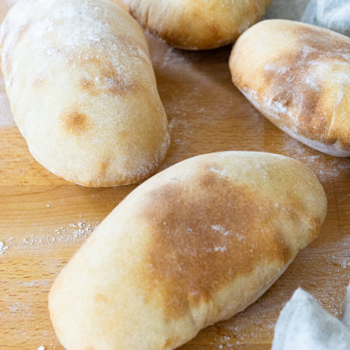 Pita Brot - All you need is 4 pita Brot