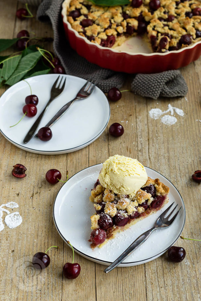 Kirschtarte mit Streuseln - Küchentraum &amp; Purzelbaum