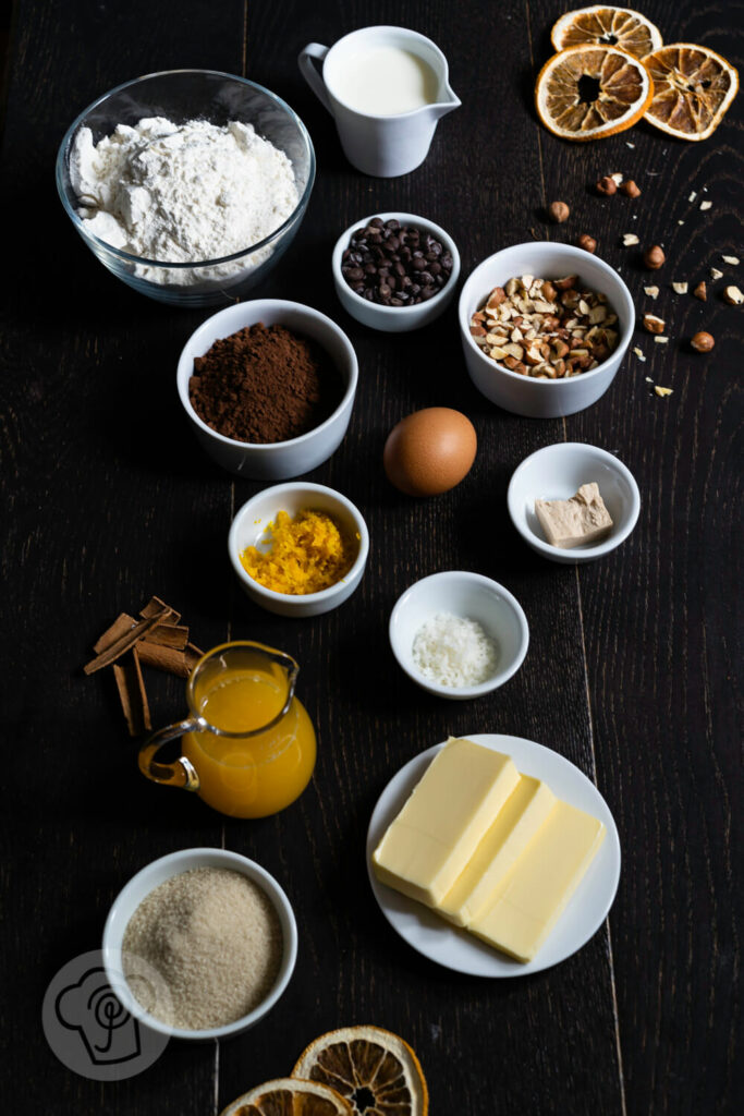 Zutaten für den Schoko Stollen mit Orange.