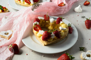Read more about the article Letter Cake mit Erdbeeren