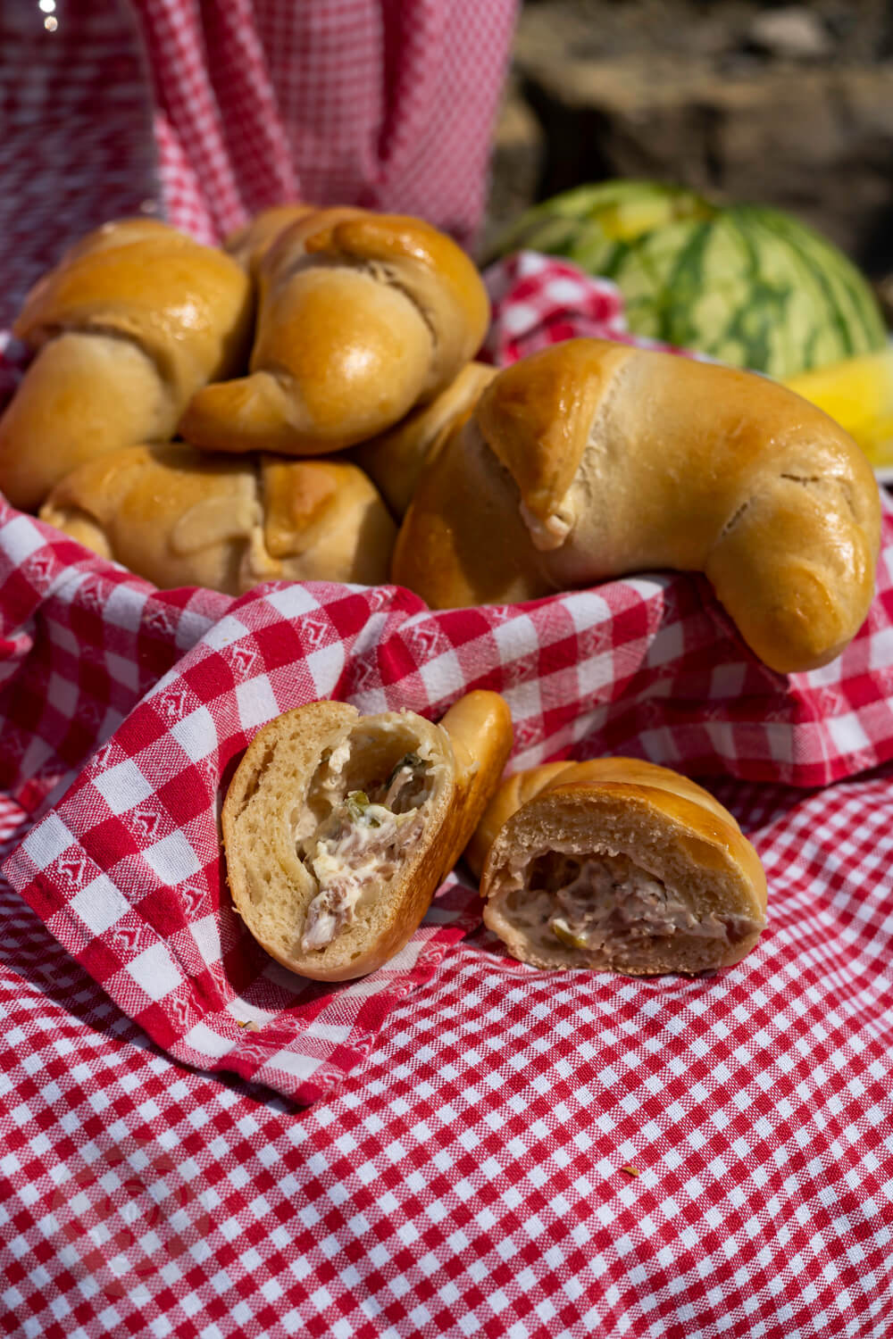 Schinkenhörnchen mit Frischkäse - Küchentraum &amp; Purzelbaum