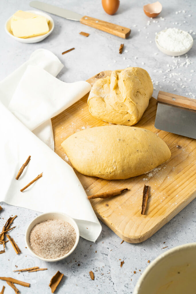 Korvapuusti - finnische Zimtschnecken Zubereitung Schritt für Schritt