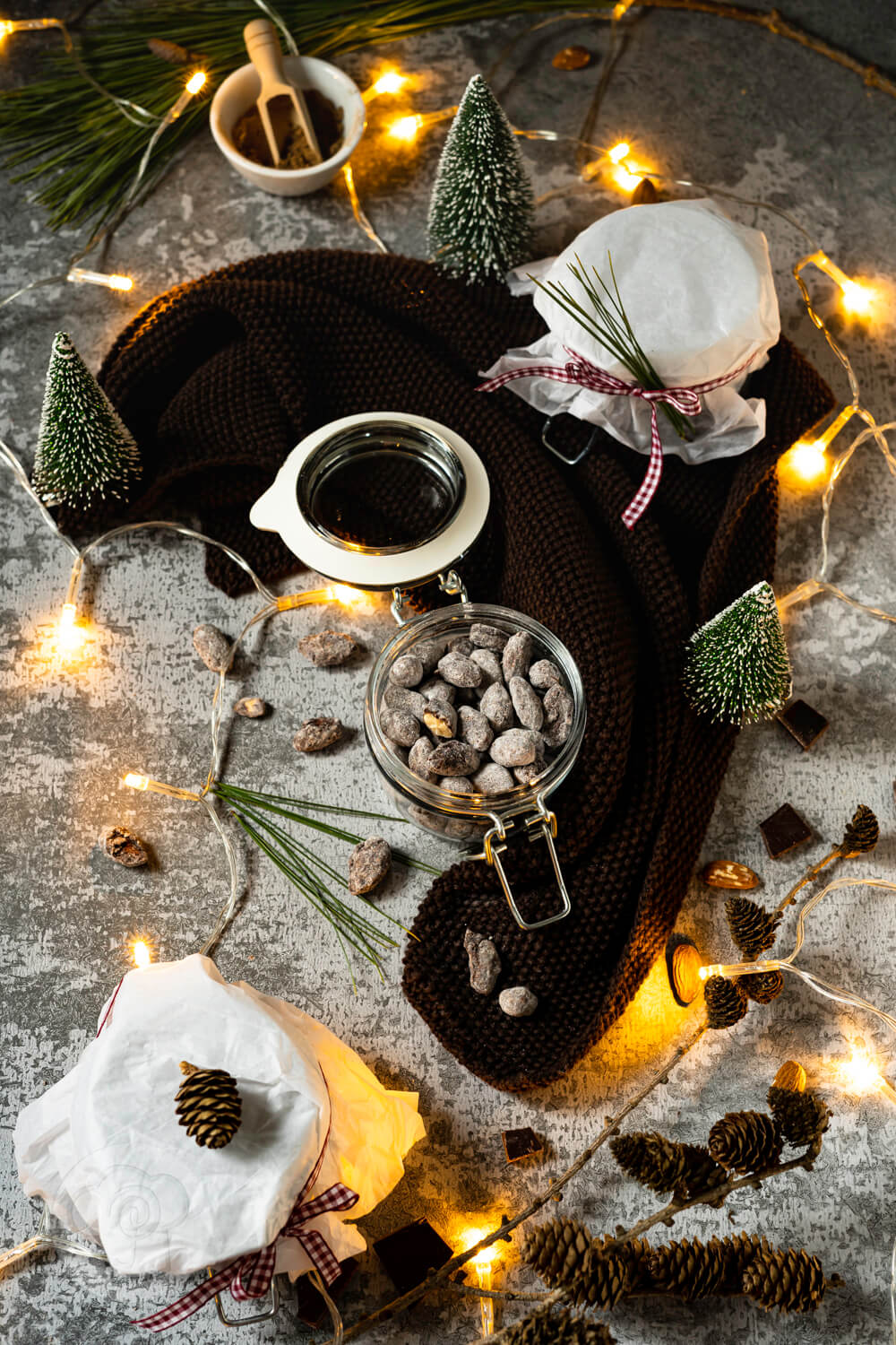 Schokomandeln mit Spekulatiusgewürz - Küchentraum &amp; Purzelbaum