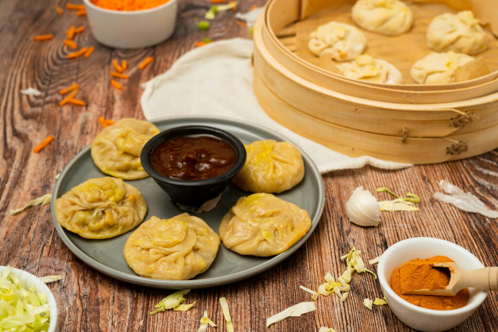Gedämpfte vegetarische Momos aus Nepal