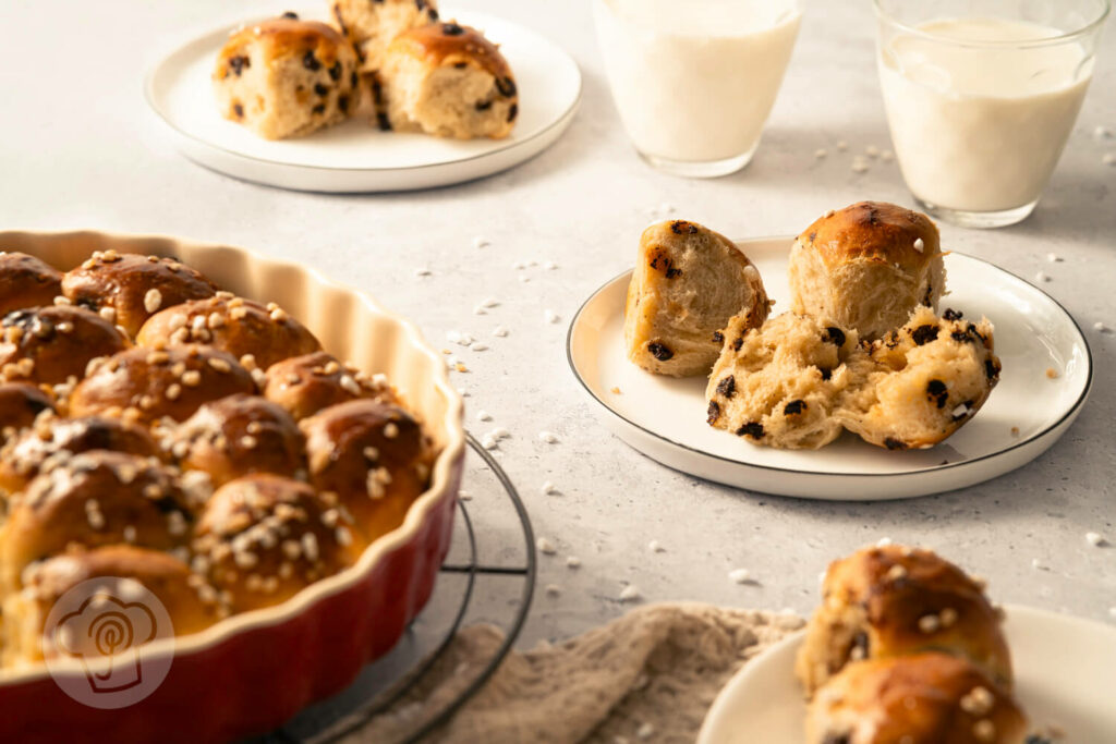 Mini Milchbrötchen mit Schokolade in der Tarteform