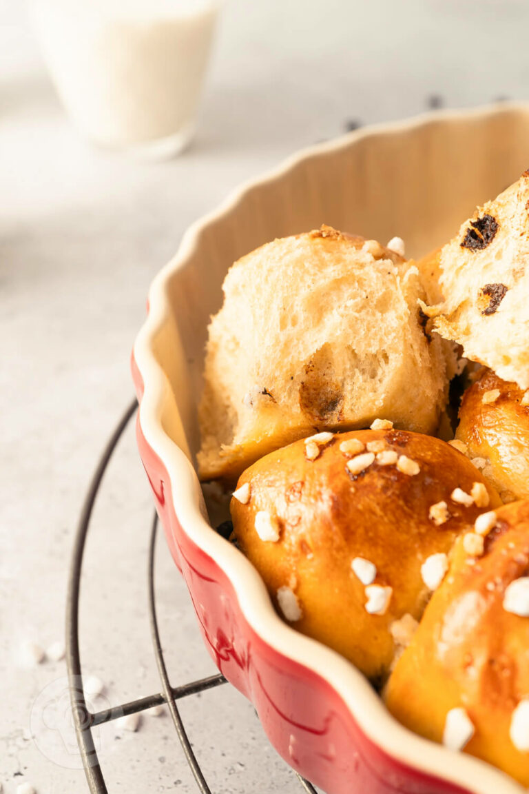 So gelingen dir perfekte Milchbrötchen mit Schokolade - Küchentraum ...