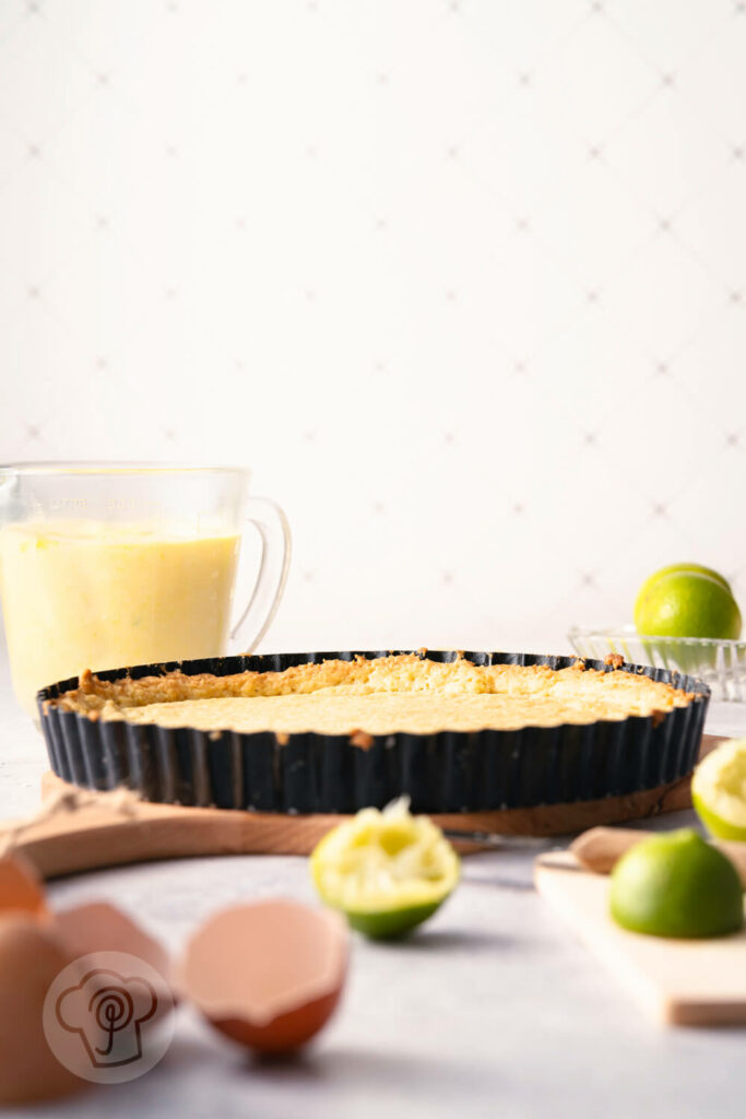 Peruanischer Pie de limón - fruchtige Limettentarte mit Baiser - Zubereitung Tarteform