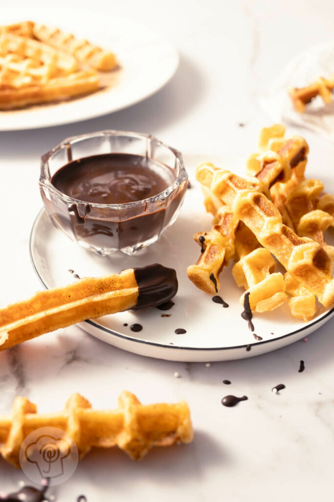 Churros Waffeln mit Schokosoße