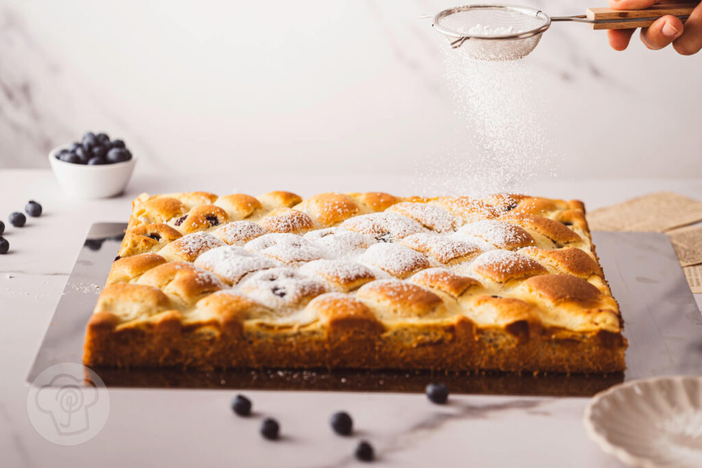 Steppdeckenkuchen mit Blaubeeren 15 Steppdeckenkuchen mit Blaubeeren - Kuchen mit Topfengitter