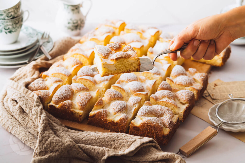 Blechkuchen mit Quarkgitter