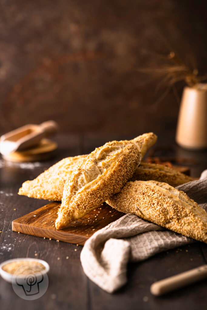 Kleine Sesam Baguettes