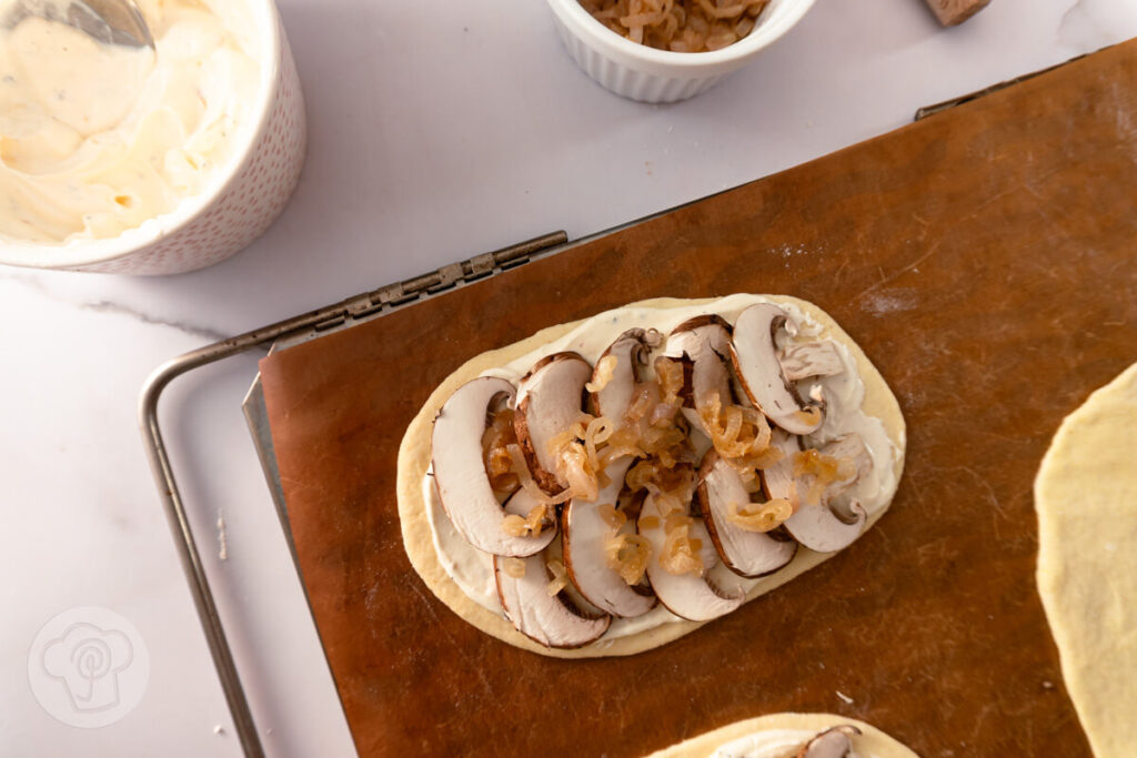 Fladenbrot mit Champignons - Zubereitung