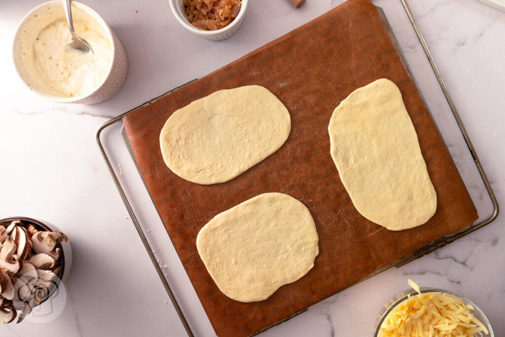Fladenbrot mit Champignons - Zubereitung