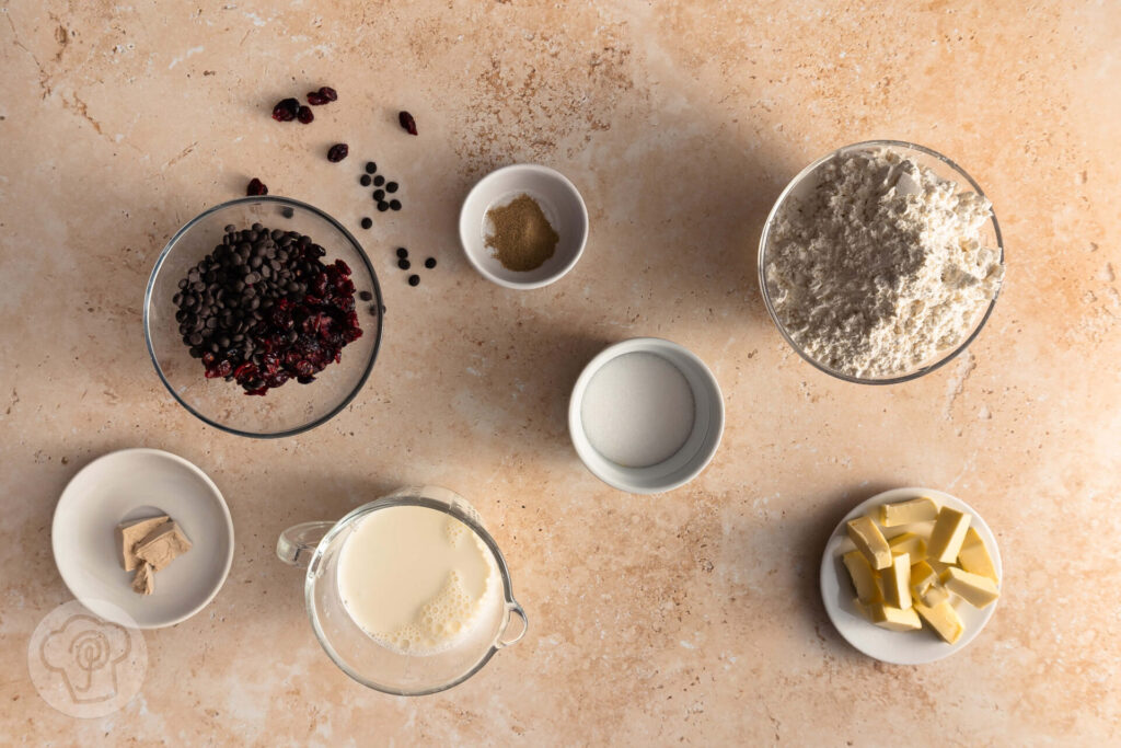 Norwegisches Weihnachtsbrot - Julebrød 3 Norwegisches Weihnachtsbrot - Julekake - Julebrød - Zutaten