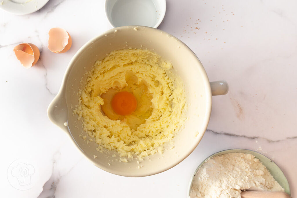 Saftiger Schoko-Gugelhupf mit Apfel 8 Saftiger Schoko-Gugelhupf mit Apfel - Zubereitung