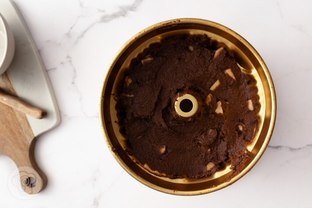 Saftiger Schoko-Gugelhupf mit Apfel 11 Saftiger Schoko-Gugelhupf mit Apfel - Zubereitung