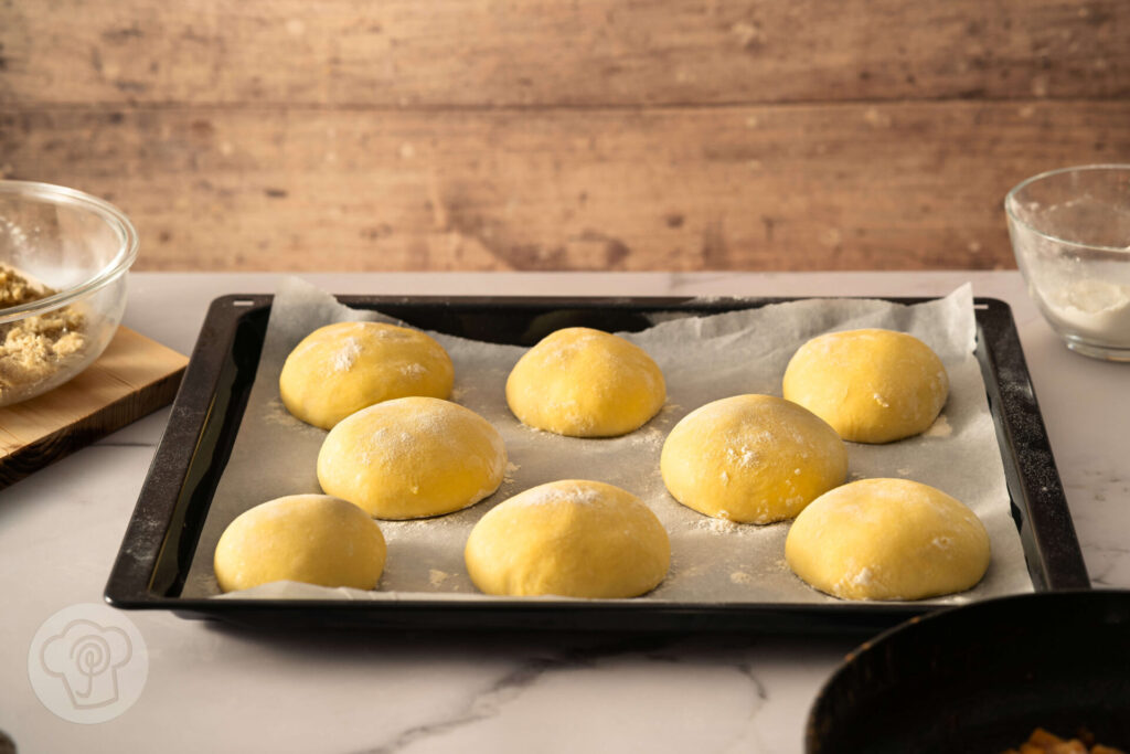 Böhmische Kolatschen mit Äpfeln und Streuseln - Zubereitung