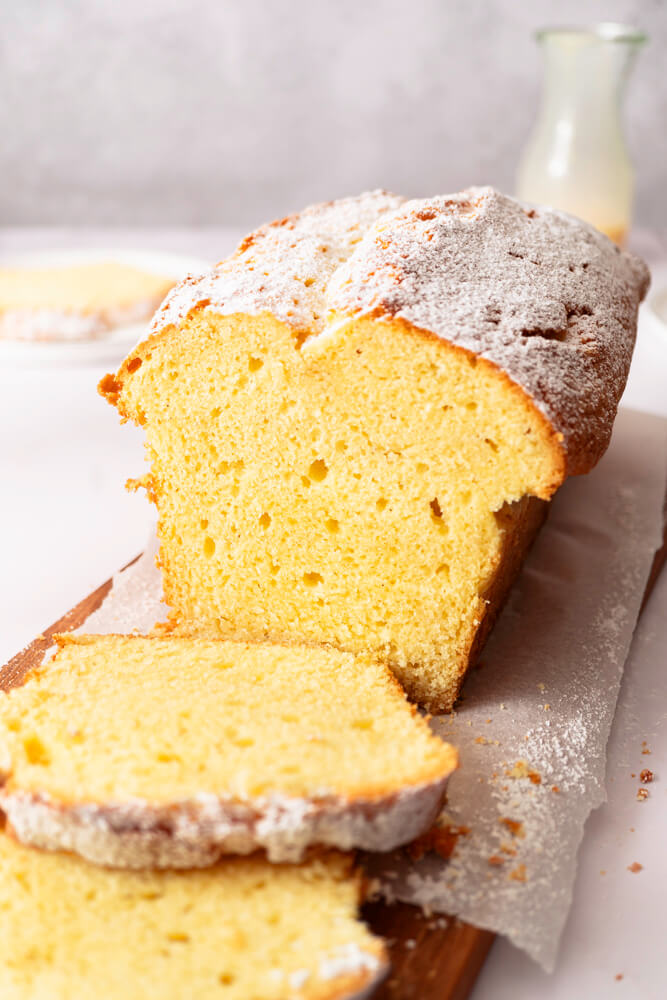 Eierlikörkuchen mit Butter