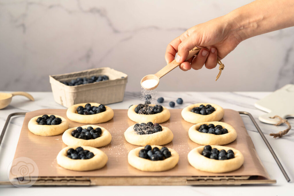 Schwedische Blaubeerschnecken - Blåbärsbullar 10 Blåbärsbullar - Blaubeerschnecken - Blaubeer Bullar - Zubereitung