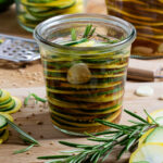 Eingelegte Zucchini