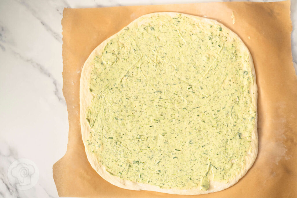 Kräuterschnecken aus Hefeteig - Zubereitung