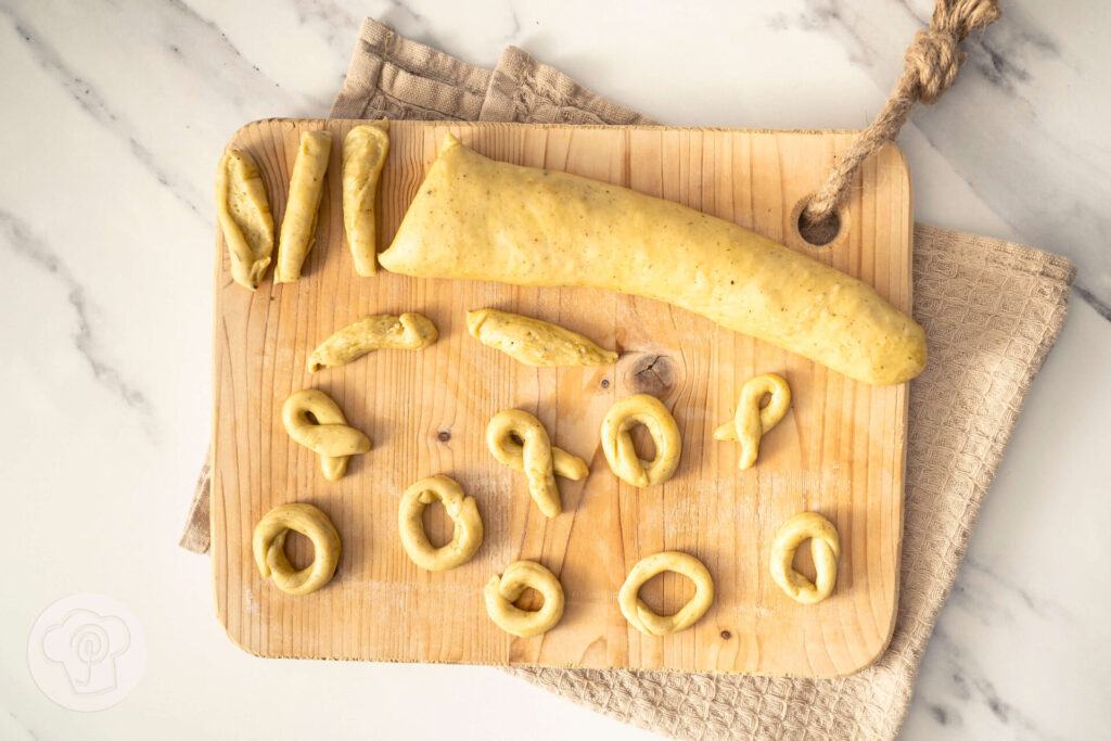 Taralli - herzhaftes Knabbergebäck aus Italien 5 Taralli - Zubereitung