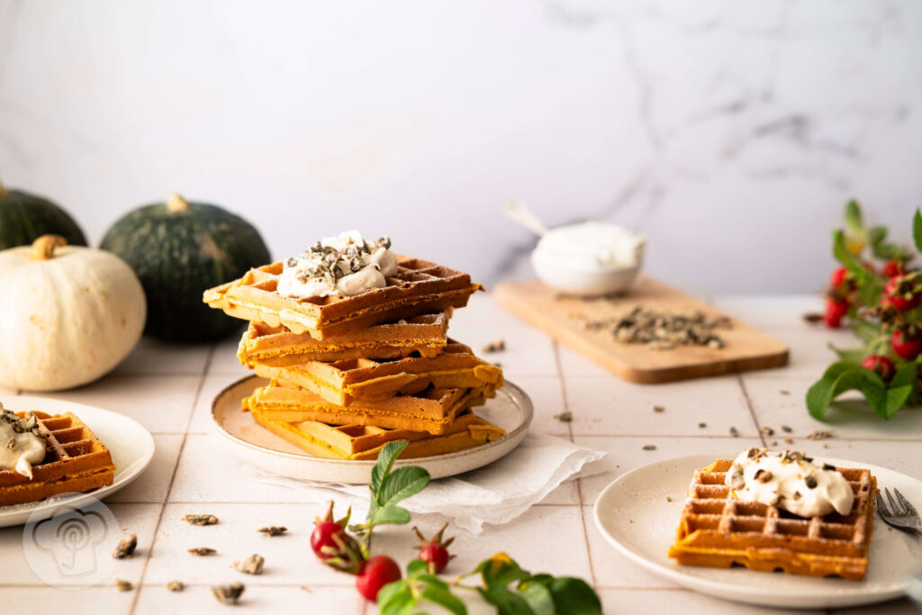 Kürbiswaffeln mit gebrannten Kürbiskernen 8 Weiche Kürbiswaffeln