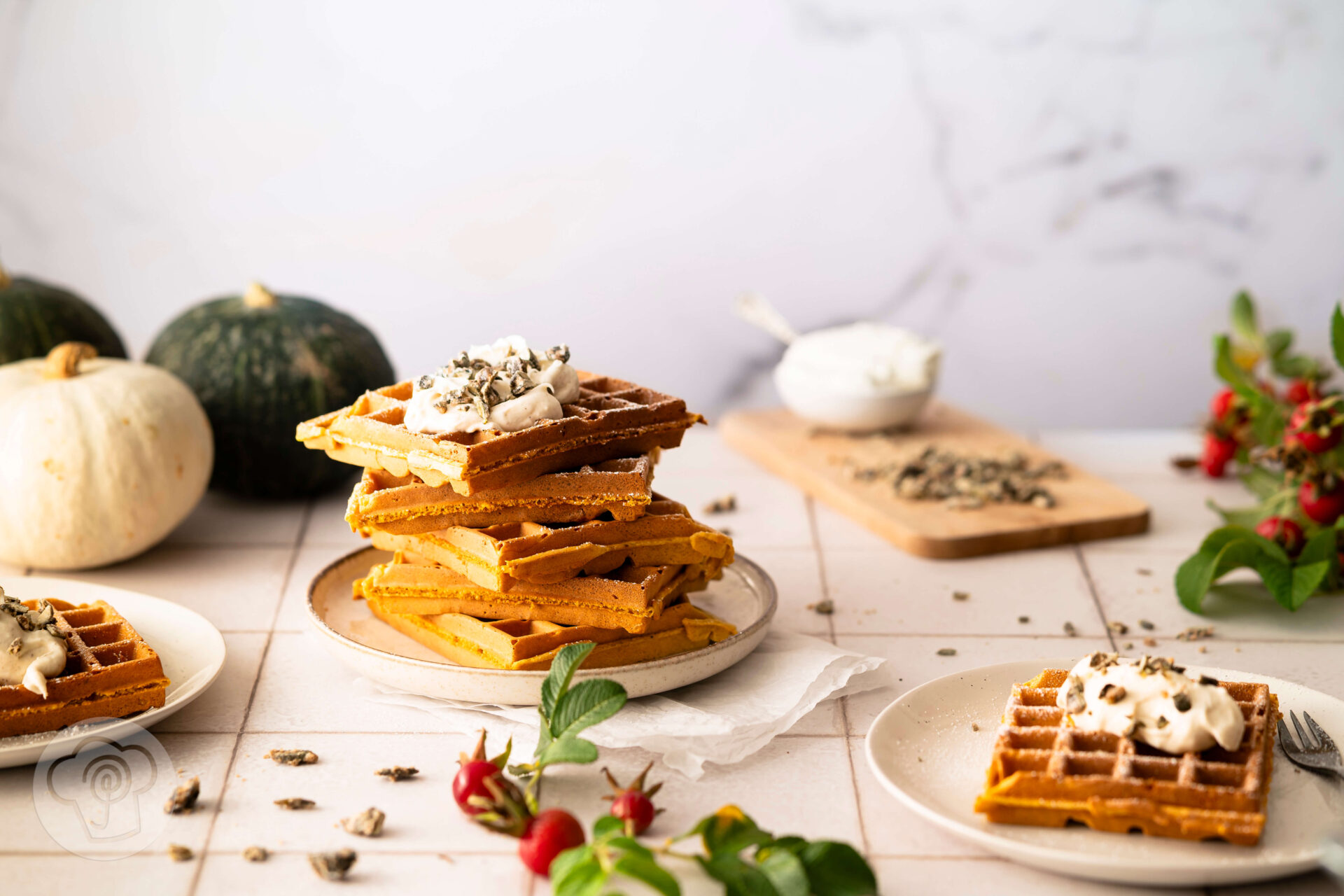Du betrachtest gerade Kürbiswaffeln mit gebrannten Kürbiskernen