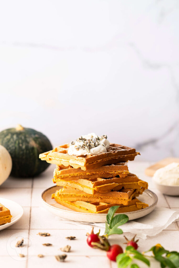 Kürbiswaffeln mit gebrannten Kürbiskernen 9 Weiche Kürbiswaffeln